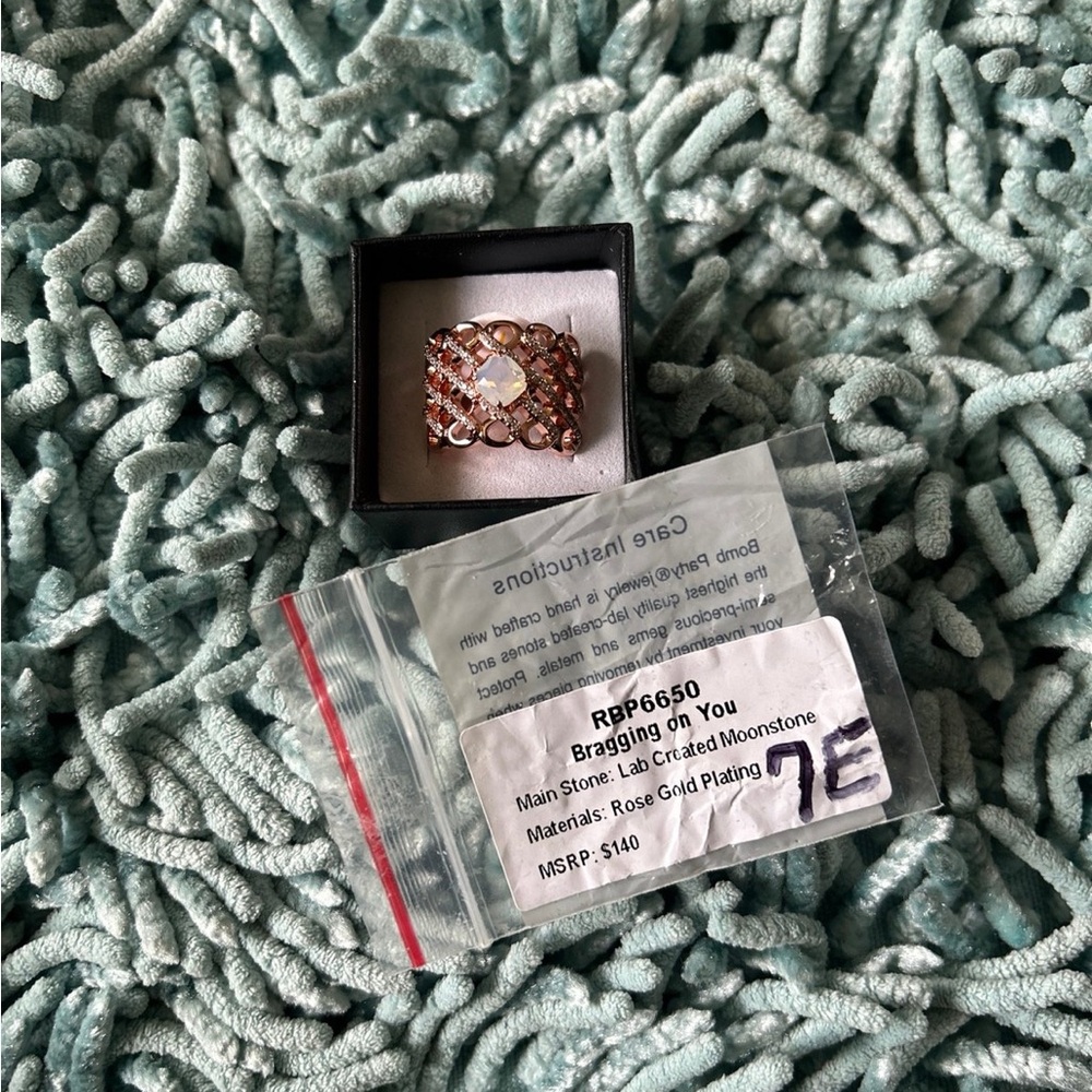 Bomb Party Ring : Bragging On You